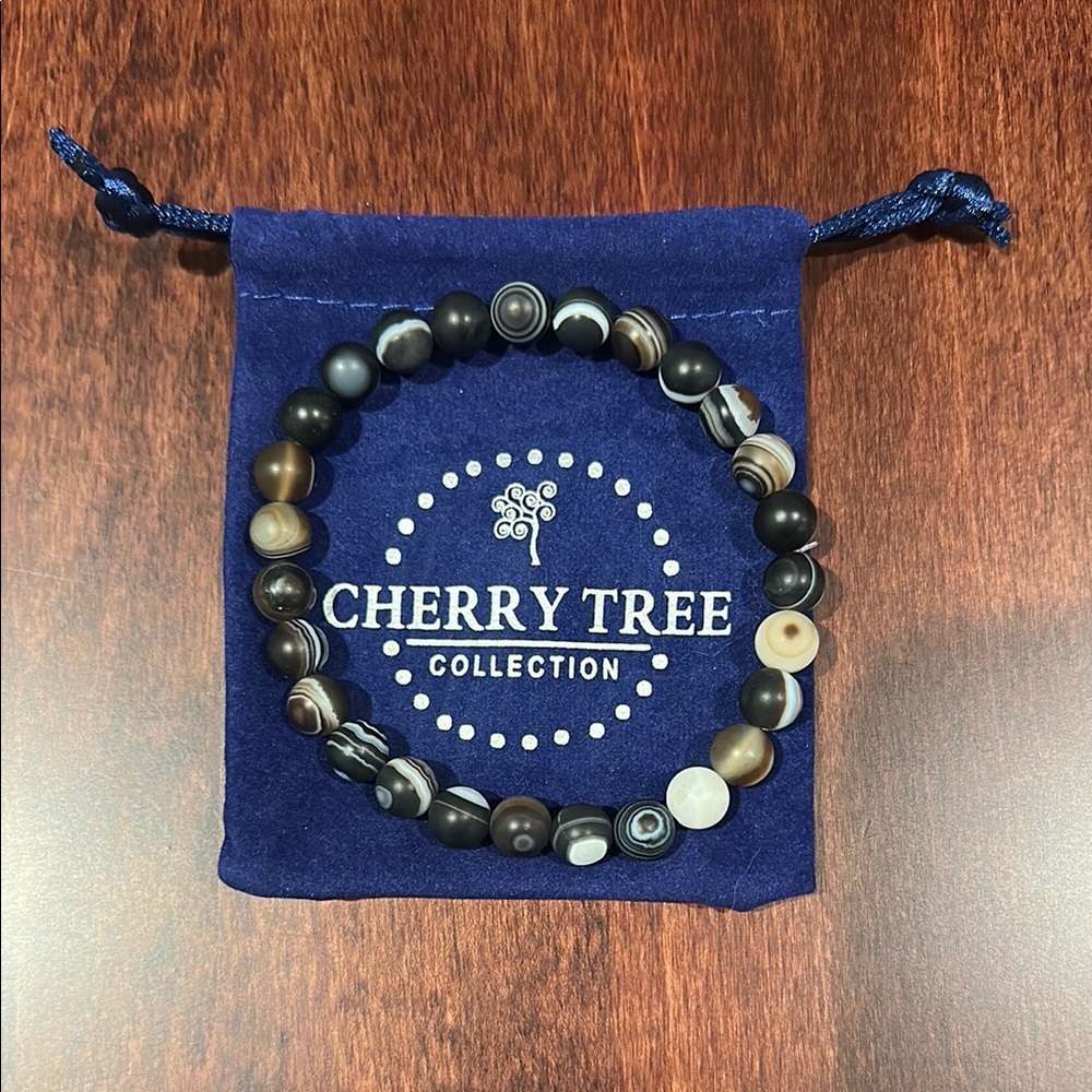 Cherry Tree Collection Stretch Bracelet - Matte Sardonyx
